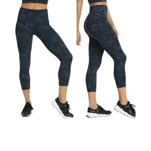 Spanx Size Small Black Camouflage Cropped Length Leggings Pants Womens. New